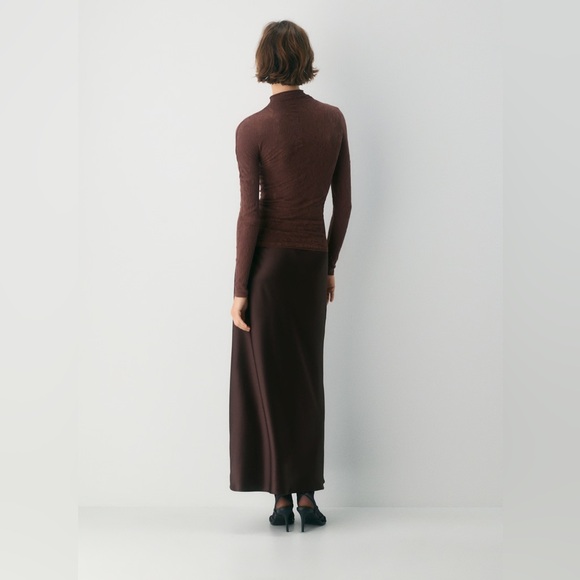 Aritzia Ten Flora Seamless Sorolla Long Sleeve Brown Mock Neck NWT - Picture 5 of 12